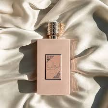 AMEERAT AL ARABIA PRIVEE ROSA 100 ml - Fragancia Oriental