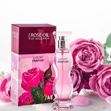 Perfume de Lujo Regina Floris: Esencia de Rosa Damascena