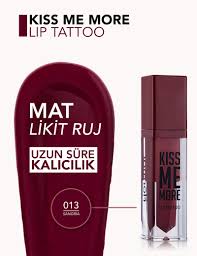 Labial Matte Kiss Me More 011 Sangria
